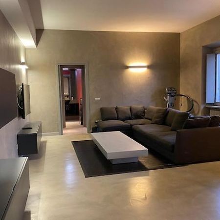 Spacious & Elegant Apartment Near Corso Como - Maroncelli มิลาน ภายนอก รูปภาพ
